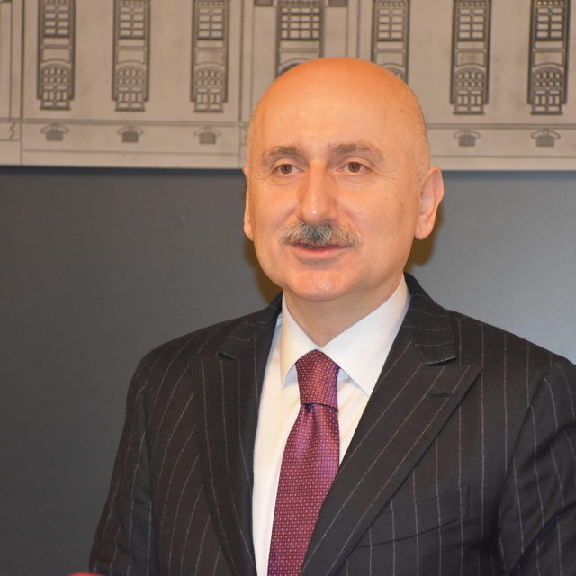 TBMM Bayındırlık Komisyonu Başkanı Karaismailoğlu'ndan Trabzon Valisi Şahin...