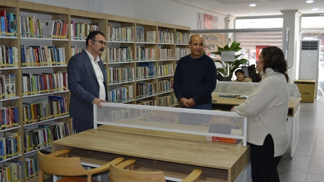 Sultanhisar Kaymakamı Ateş, kütüphanelerde çalışmaları yerinde inceledi