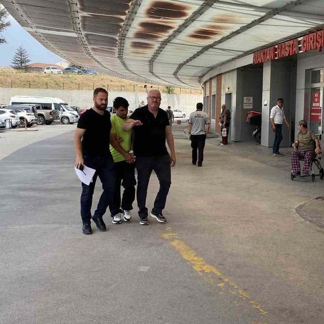 4 çocuk annesi eski sevgilisinin boğazını keserek öldüren sanığa ağırlaştır...