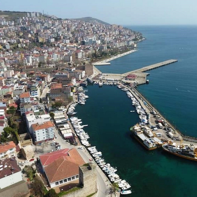 Orta Karadeniz, emekli yoğunluğuyla dikkat çekiyor
Sinop'ta her 100 çalışan...