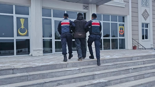 Aranan 2 firari hükümlü yakalandı