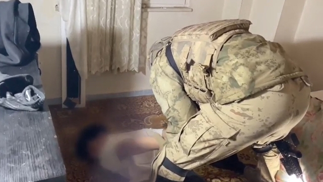 Aydın'da terör örgütlerine yönelik eş zamanlı operasyon: 5 gözaltı