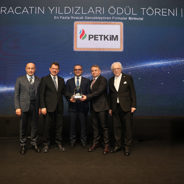 Petkim, Ege İhracatçı Birlikleri tarafından ihracatın yıldızı seçildi