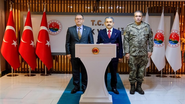 Şırnak'ta sınır güvenliği ve düzensiz göçle mücadele masaya yatırıldı