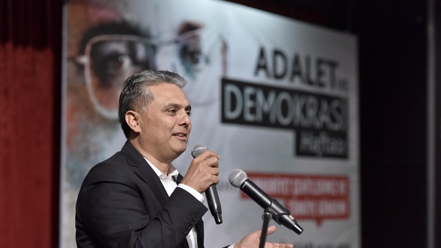 Muratpaşa'da aydınlığa adanmış bir panel