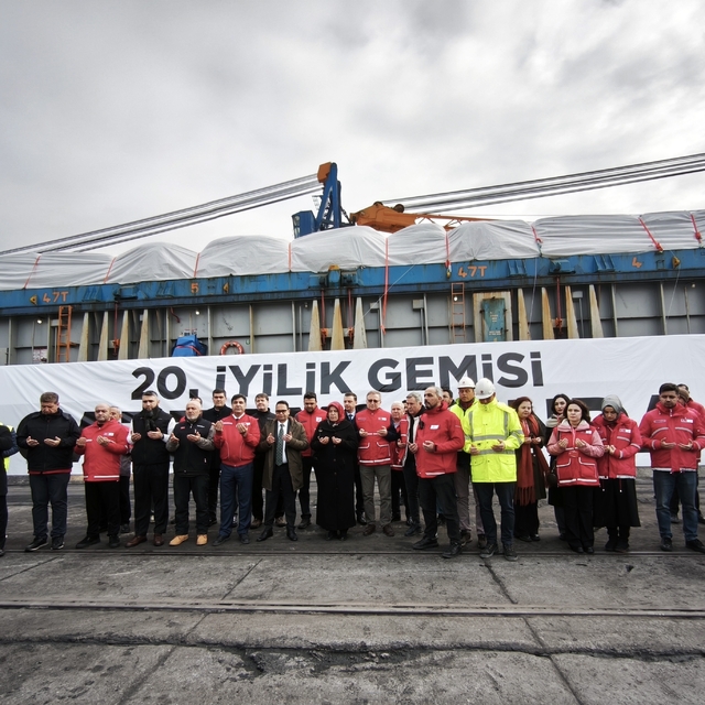 Mersin'den Gazze'ye 20'nci 'İyilik Gemisi' yola çıktı