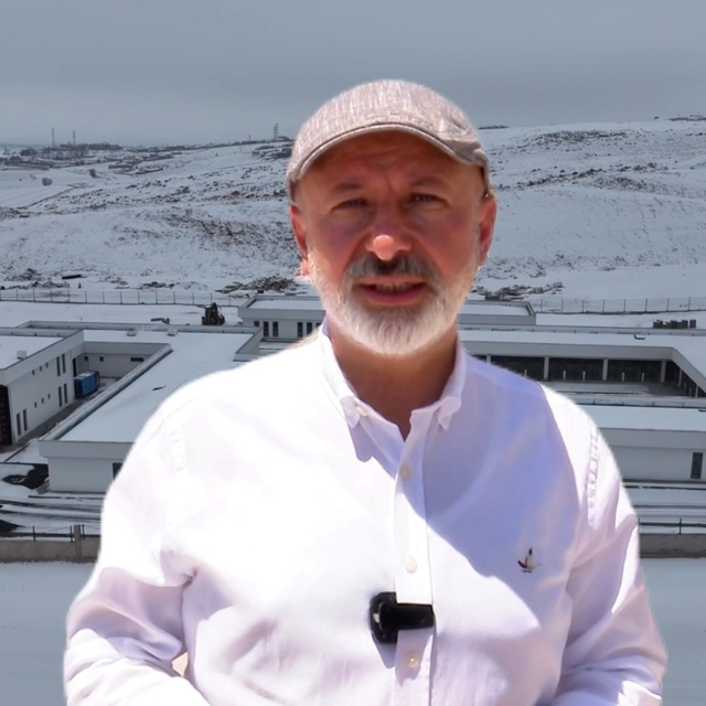 Başkan Çolakbayrakdar: "Sevgiyle inşa ettik, sokak hayvanları için sıcak bi...