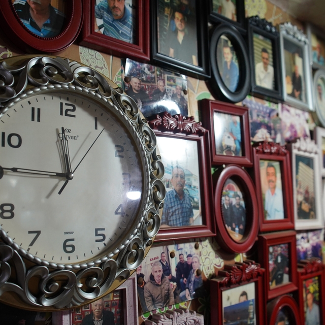 Çay ocağında gizlenmiş 'Esnaf Müzesi'
Esnaf arkadaşlarını duvarına astığı f...