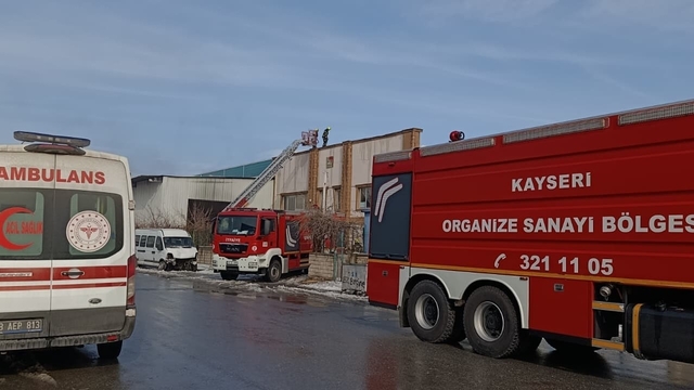 Kayseri'de korkutan fabrika yangını