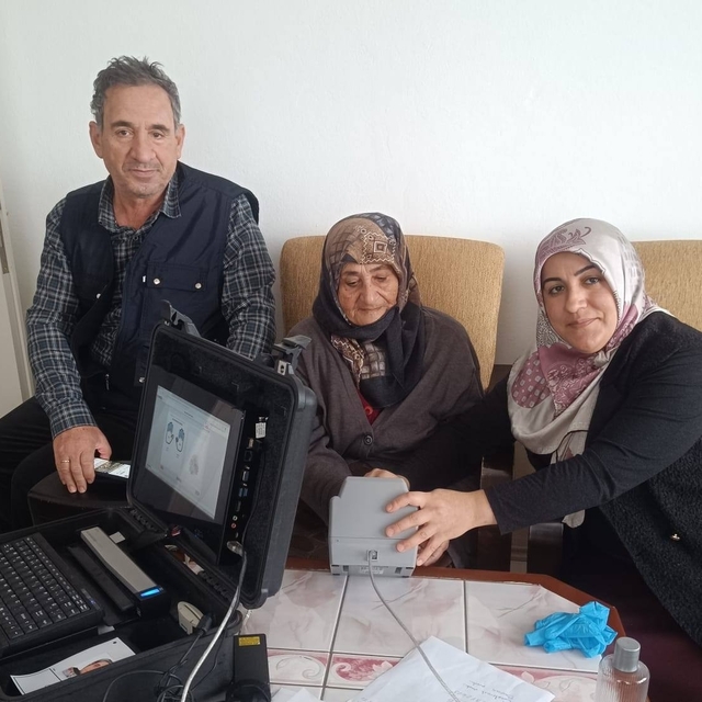 Sinop'ta evde kimlik kartı başvurusu hizmeti sürüyor