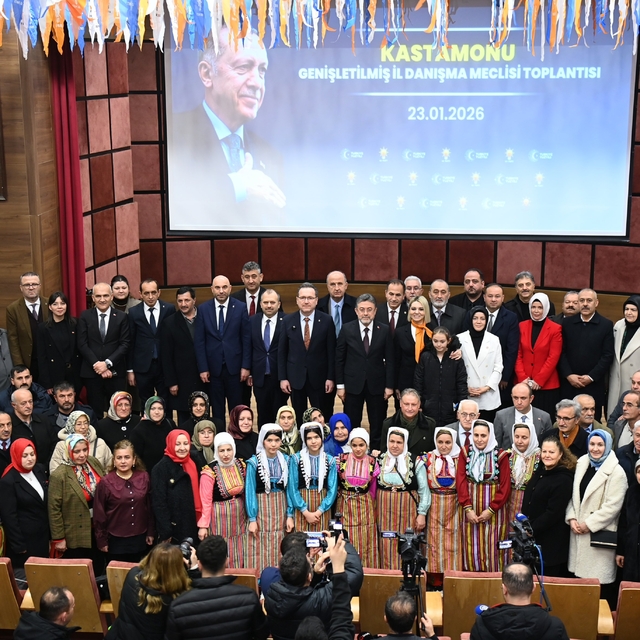 Bakan Yumaklı: Bir an önce kendilerine çekidüzen versinler