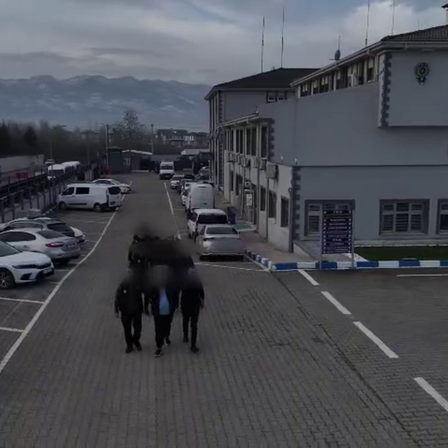 Düzce'de DEAŞ operasyonu: 2 tutuklama