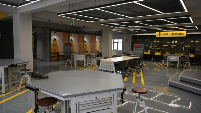 Kastamonu Üniversitesi Millî Teknoloji Atölyesi faaliyetlerine başladı