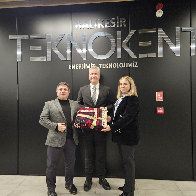 AK Parti Genel Başkan Yardımcısı Yalçın'dan Balıkesir Üniversitesine ziyare...