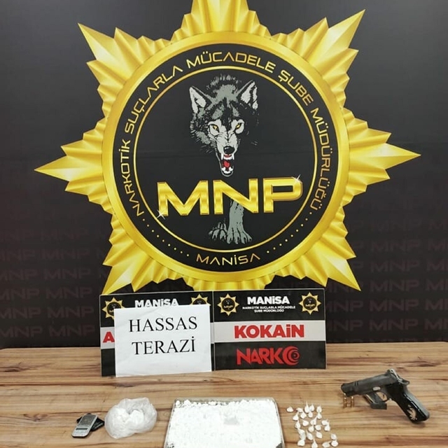 Manisa'da uyuşturucu operasyonu: 4 tutuklama