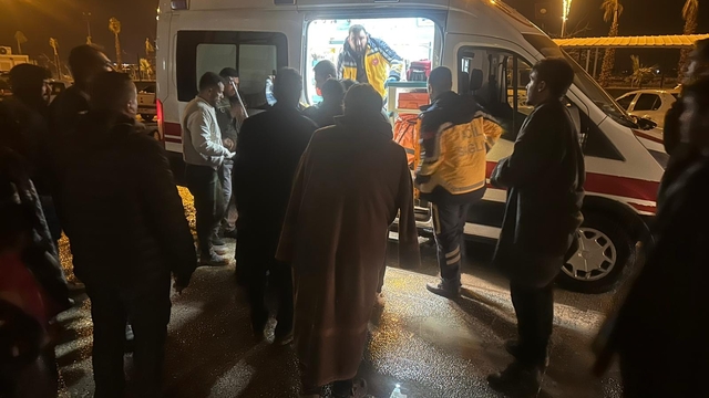 Şanlıurfa'da devrilen otomobildeki 1 kişi öldü, 8 kişi yaralandı