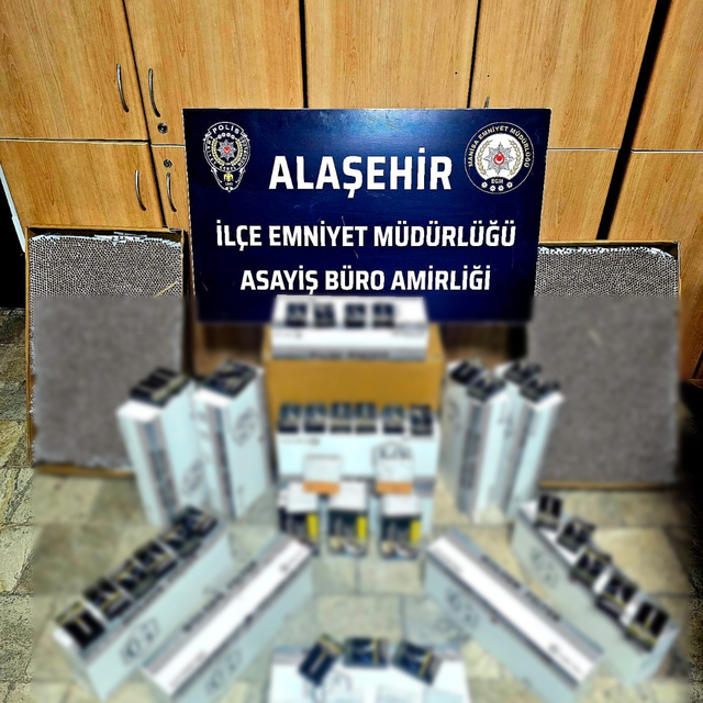 Manisa'da kaçak makaron operasyonu