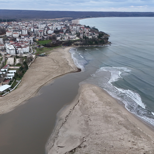 Kırklareli'nde Mert Gölü yeniden denizle birleşti