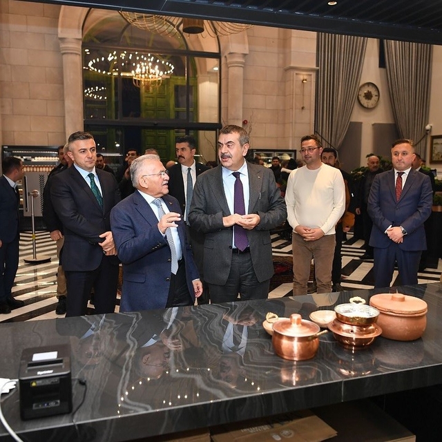 Bakan Tekin'den Kayseri'ye gastronomi övgüsü