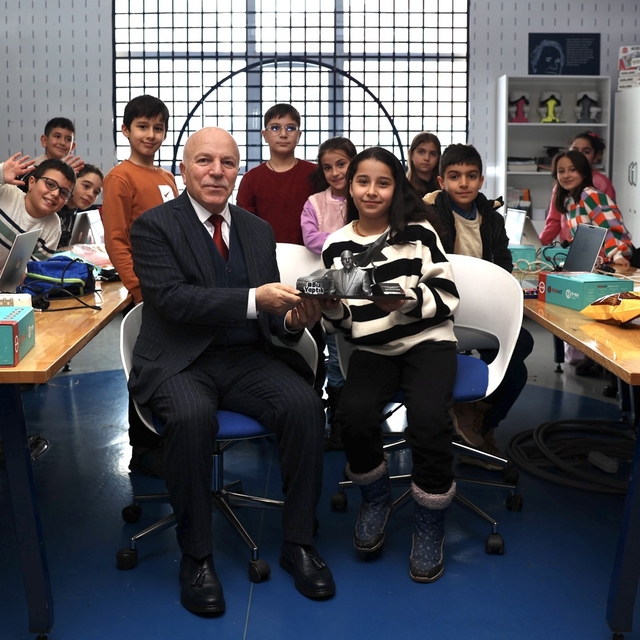 Başkan Sekmen geleceğin dâhileriyle buluştu