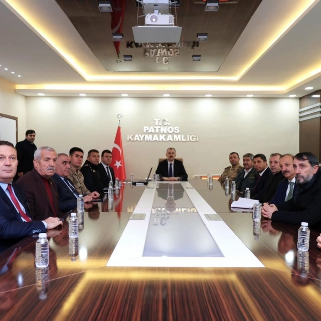 Vali Bozkurt, Patnos'ta incelemelerde bulundu