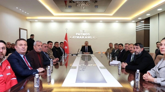 Vali Bozkurt, Patnos'ta incelemelerde bulundu