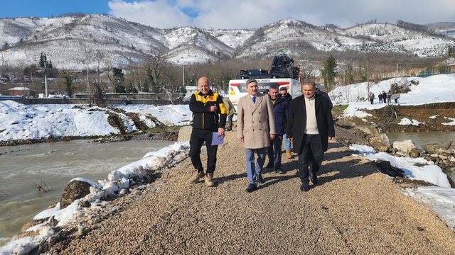 Nuhlar Köyü'nde geçici köprü çalışmaları yerinde incelendi