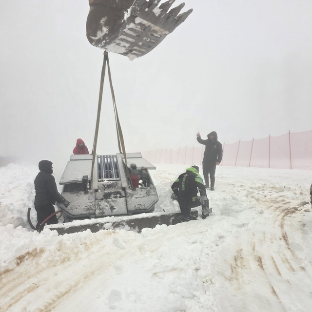 Kuzuyayla Kızak Pisti'ne yürüyen bant geliyor