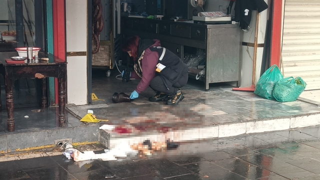 Kasap dükkanına silahlı saldırı: 2 yaralı