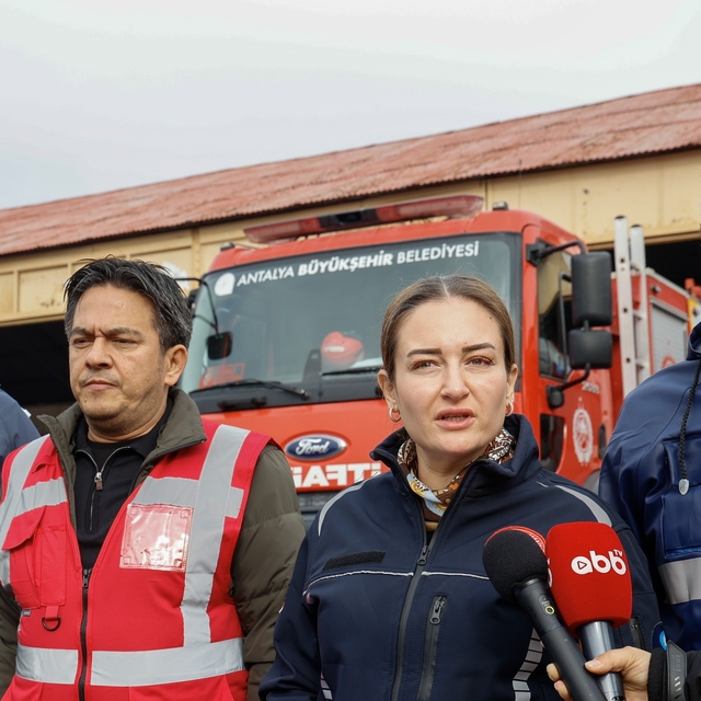 Başkan Vekili Özdemir: "Son 24 saatte metrekareye 200 mm yağış düştüğü tesp...