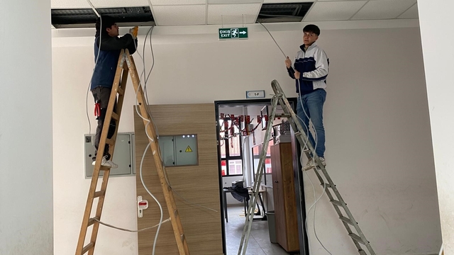 Sarıgöl'ün en büyük okulu klimalarla donatılıyor