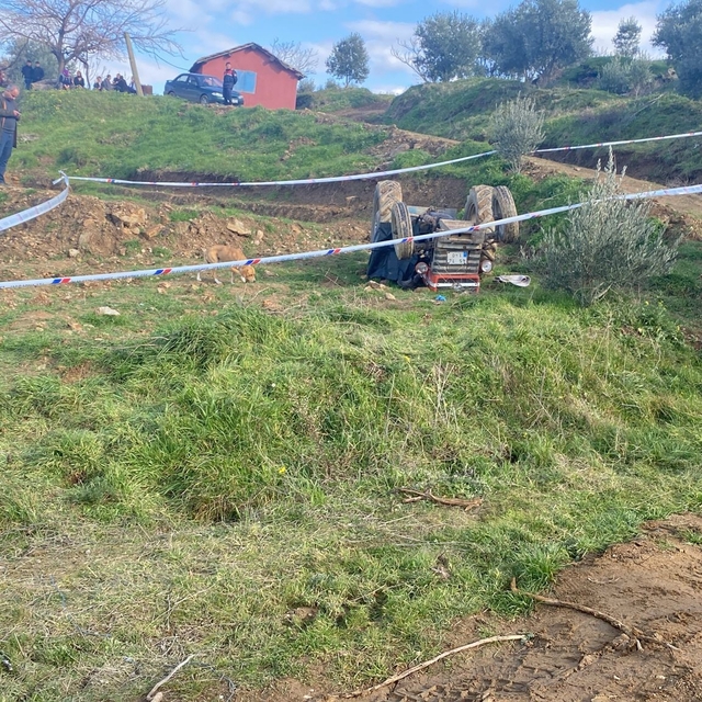 Şarampole devrilen traktör sürücüsü hayatını kaybetti