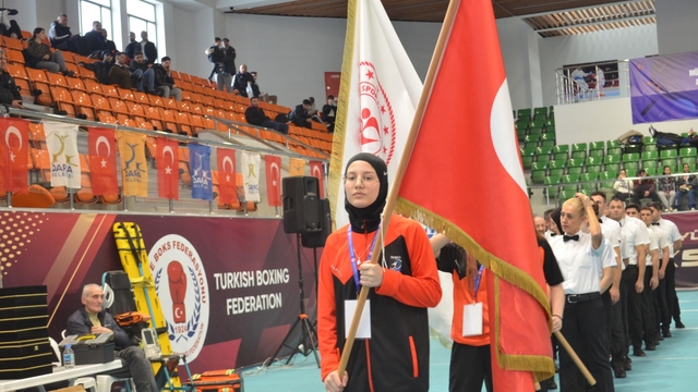 Büyük Erkekler ve Kadınlar Türkiye Ferdi Boks Şampiyonası, Kocaeli'de başladı