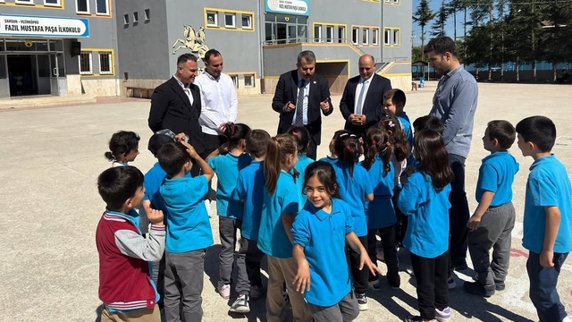 Vezirköprü'de sosyal destek ve eğitim odaklı çalışmalar sürüyor