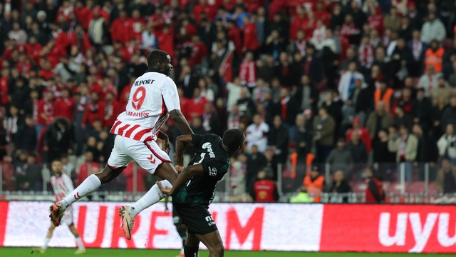 Trendyol Süper Lig: Samsunspor: 0 - Kocaelispor: 0 (Maç sonucu)