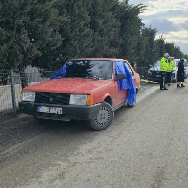 Direksiyon başında fenalaşan sürücü hayatını kaybetti