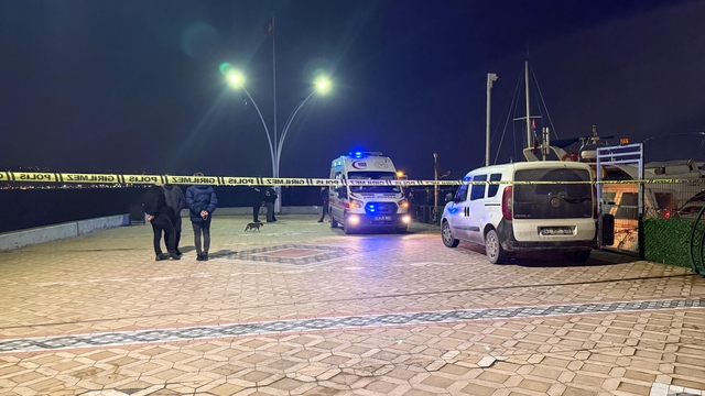 Kocaeli'de denizde dalgıç kıyafetli erkek cesedi bulundu