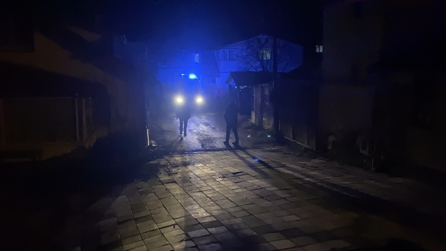 Bakım yaptığı silahının ateş alması sonucu ağır yaralandı