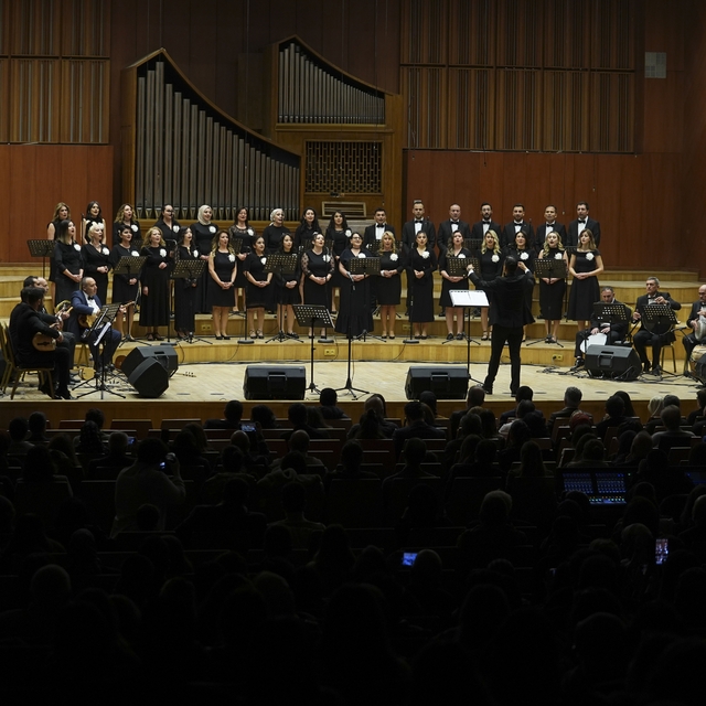 Sağlık çalışanları, "Türkülerle Şifa" konseri verdi