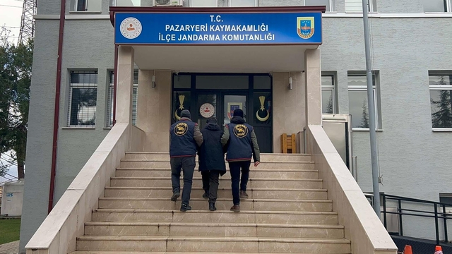 Bilecik'te kendisini jandarma olarak tanıtarak dolandırıcılık yapan şüpheli tutuklandı