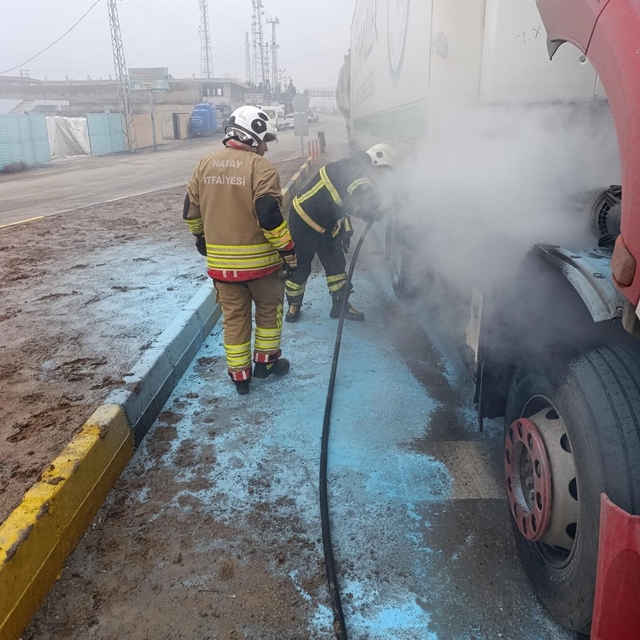 Reyhanlı'da tır yangını