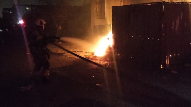 Arsuz'da müstakil evden alevler yükseldi