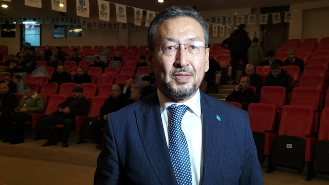 Manavgat'ta Doğu Türkistan konferansı düzenlendi