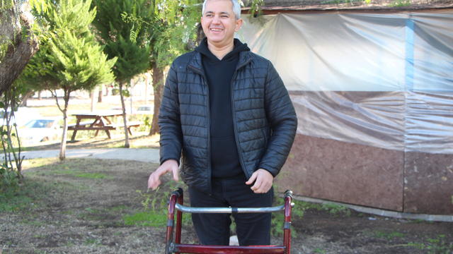 Patriotzede Murat: Savaşlar sona ersin, dünya barış içinde yaşasın