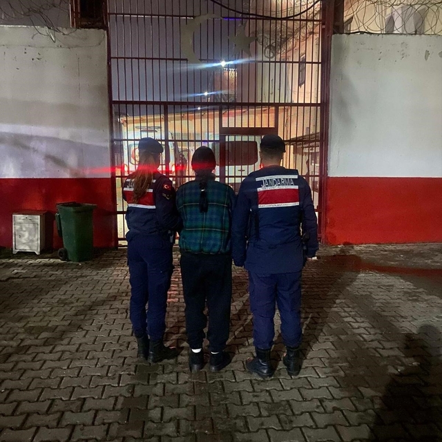 Hapis cezasıyla aranan şahıs Efeler'de yakalandı