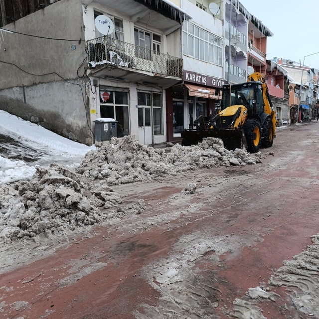 Posof'ta karla mücadele