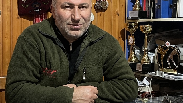 Ömrünü muaythai ve kickboksa adayan milli antrenör, şampiyon sporcular yetiştiriyor