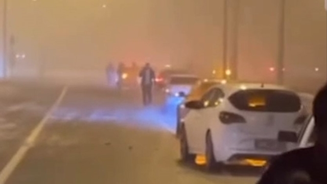 Diyarbakır'da 13 araç zincirleme kazaya karıştı; 7 yaralı