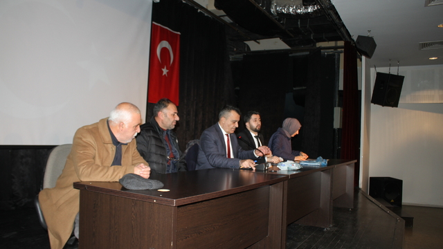 Malazgirt'te Şoförler ve Otomobilciler Odası seçimi yapıldı