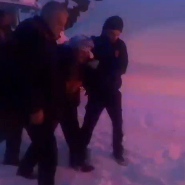 60 yaşındaki hasta 5 saat süren çalışmanın ardından hastaneye ulaştırıldı